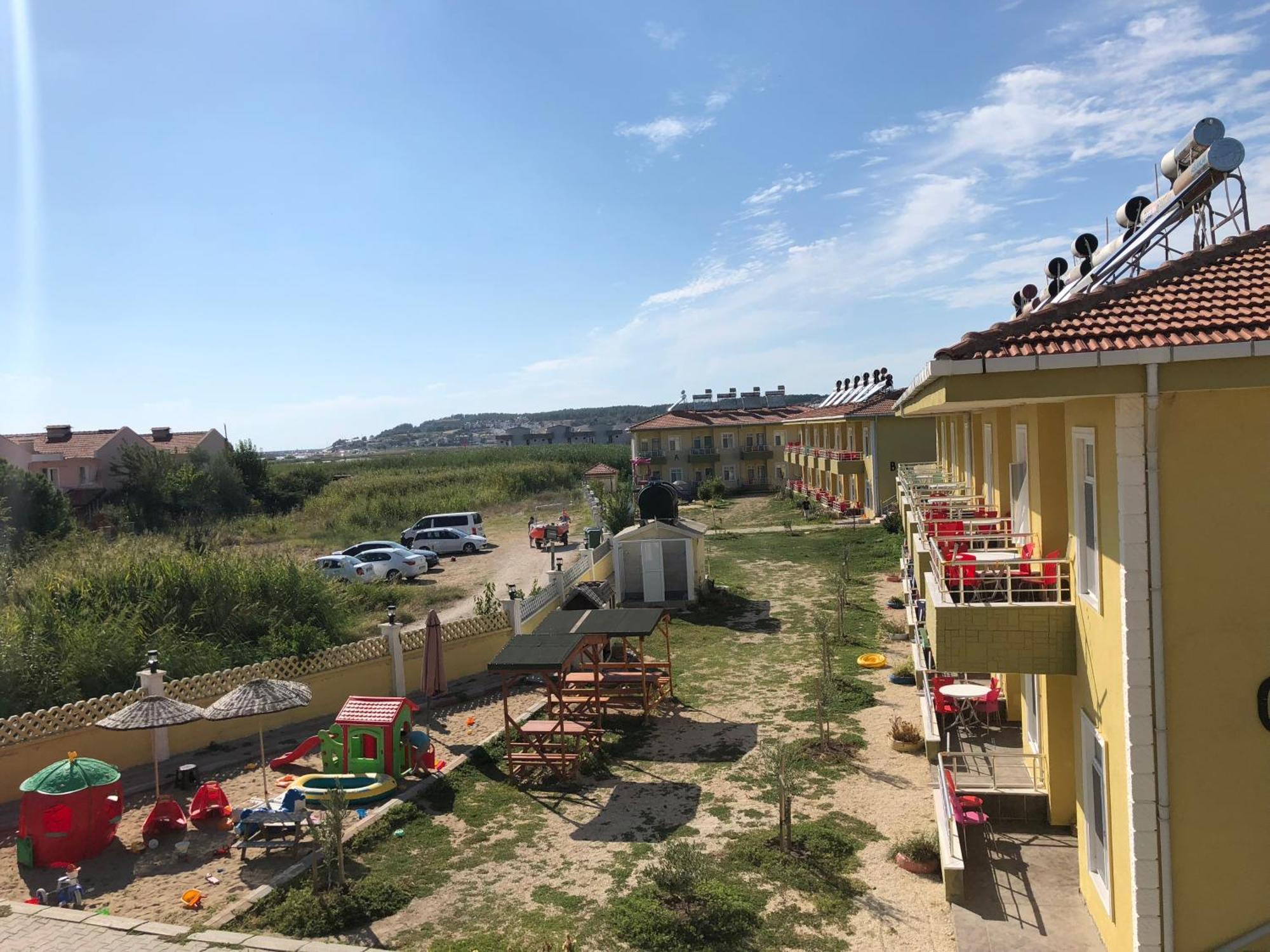 Saros Aslan Apart Aparthotel Vakif Exterior photo
